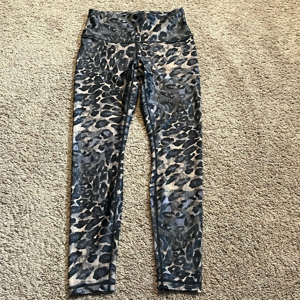Playground animal print workout leggings size medium new without tags